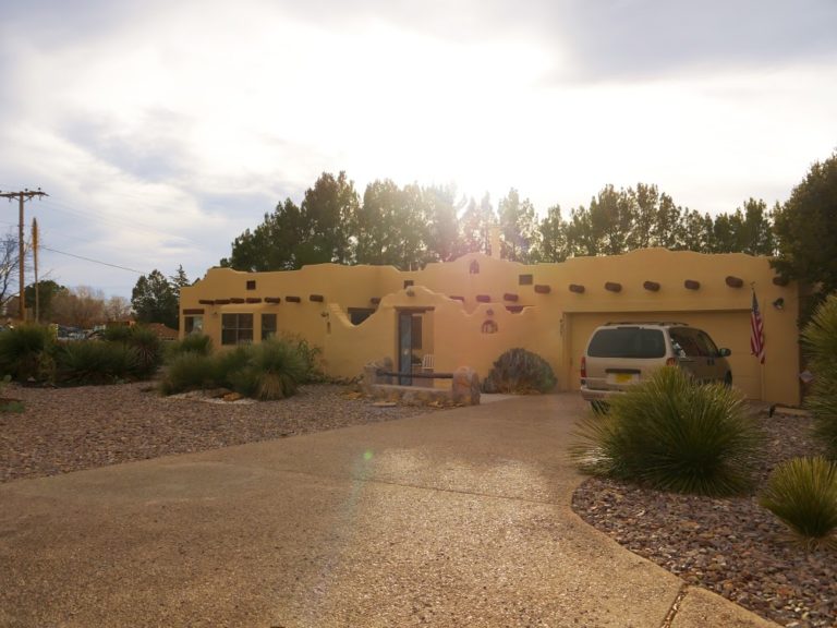 blue gate gallery 05aec64 1 768x576