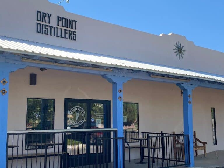 photo.html 90 768x576