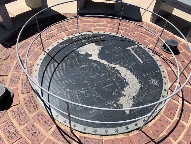 Vietnam Veterans Memorial in Las Cruces