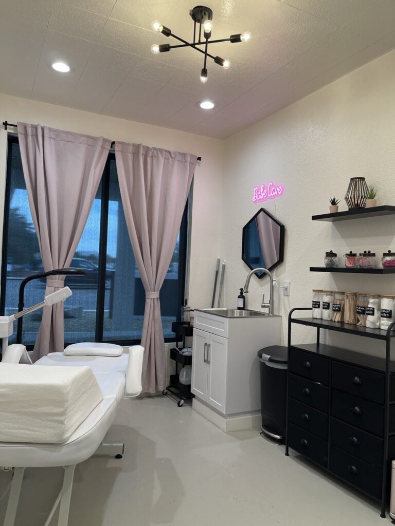 167722CC F51E 4494 B463 3FEC3E608A83 768x1024