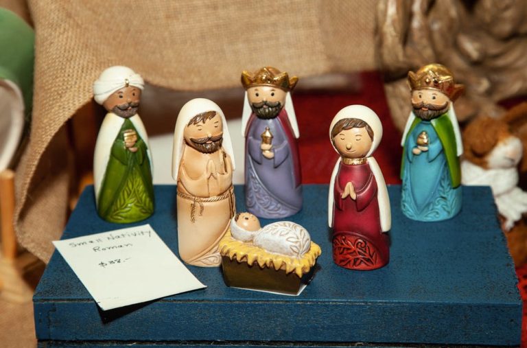 Sample Items for sale at Tis the Season